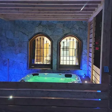 Serre Cambeou Piscine&spa
