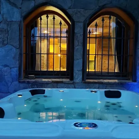 Serre Cambeou Piscine&spa Apartment Saint-Chaffrey